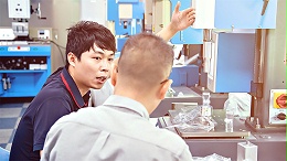 杜肯超聲波焊接機升降絲桿磨損？找準原因，恢復高效運轉(zhuǎn)！