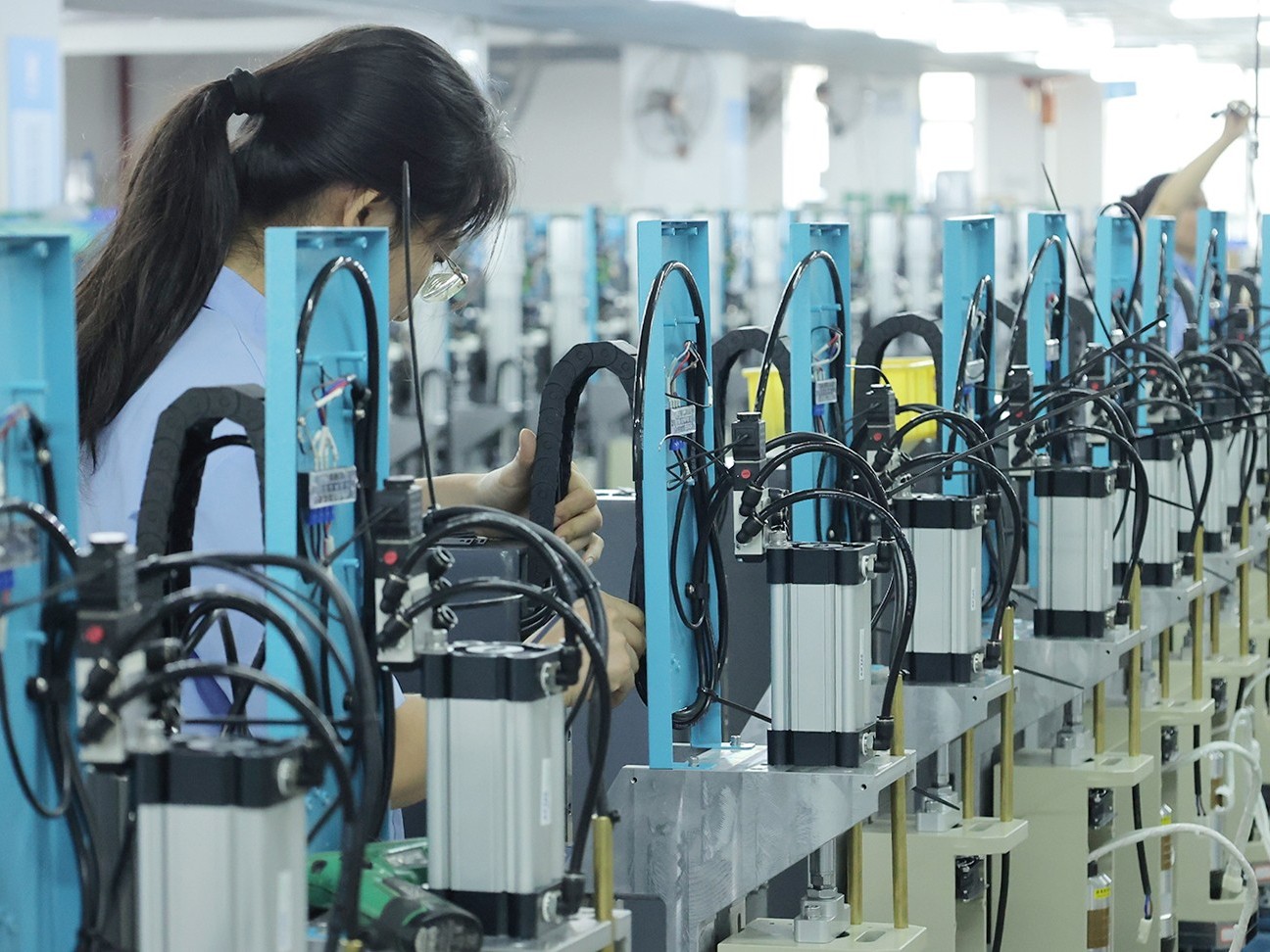 充電寶安全危機(jī)背后，靈科超聲波用“微米級(jí)”技術(shù)守護(hù)全球制造品質(zhì)