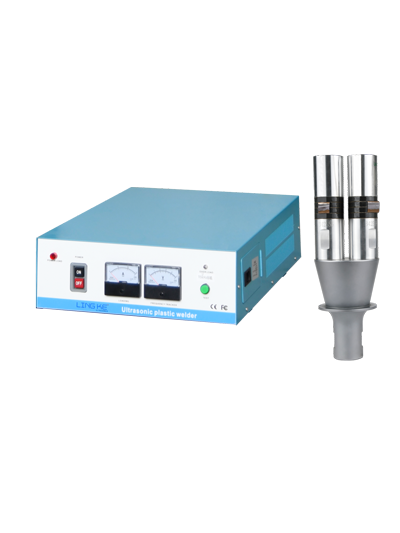 20kHz-2600W 模擬 靈科超聲波發(fā)生器+超聲波換能器
