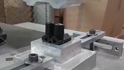 電器插頭焊接
